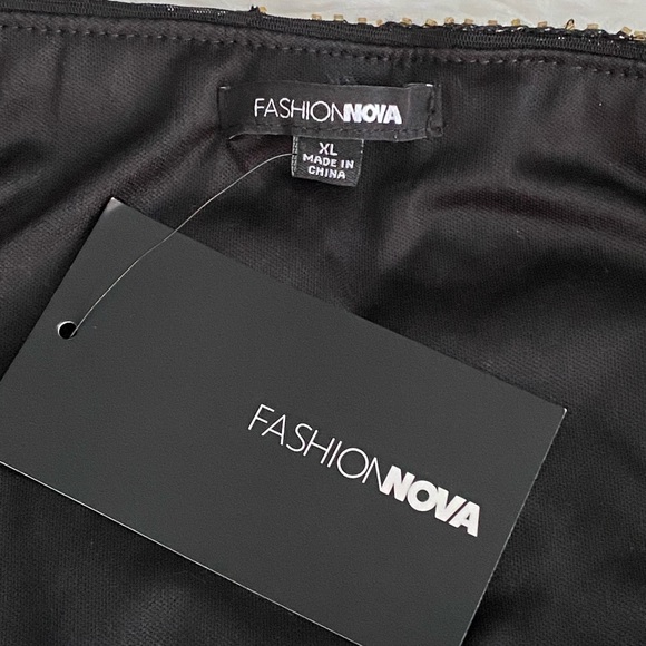 Fashion Nova NWT Sequin Mini Skirt Black Gold White Mesh Lined size XL - Picture 13 of 15
